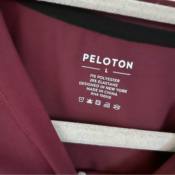 Peloton Burgundy Long Sleeve Performance Top Women’s Large NWT - Picture 3 of 5